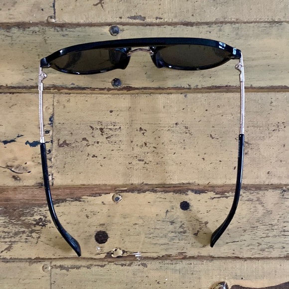 EXPRESS BRAND BLACK GOLD RETRO ROUND SUNGLASSES OS 90s Y2K NWOT - Picture 3 of 4